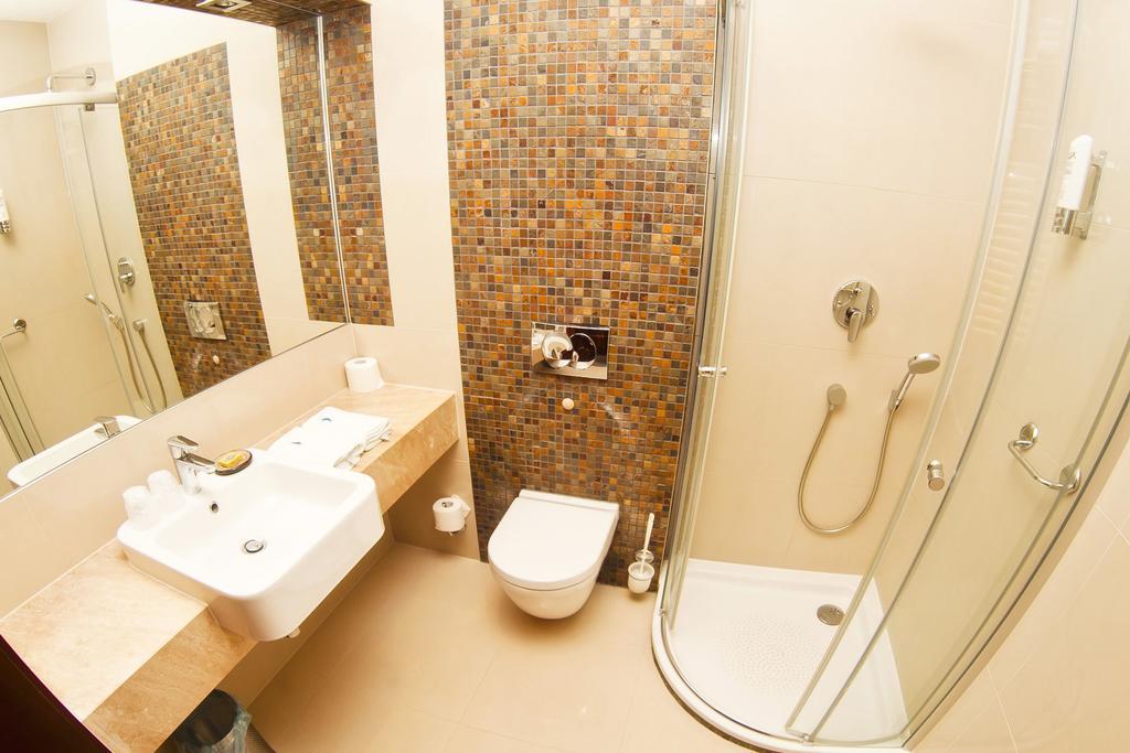 Hotel&Spa Stary Dziwnow Basen Swimming Pool Phòng bức ảnh