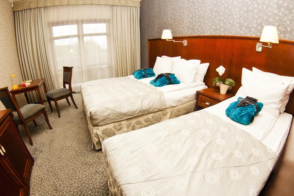 Hotel&Spa Stary Dziwnow Basen Swimming Pool Ngoại thất bức ảnh